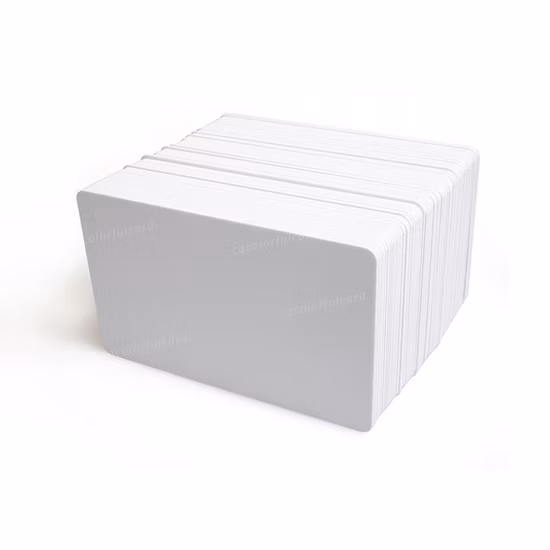 Benutzerdefinierte leere Cr80 glänzend weiße PVC-Tintenstrahl-bedruckbare Visitenkarten aus Kunststoff